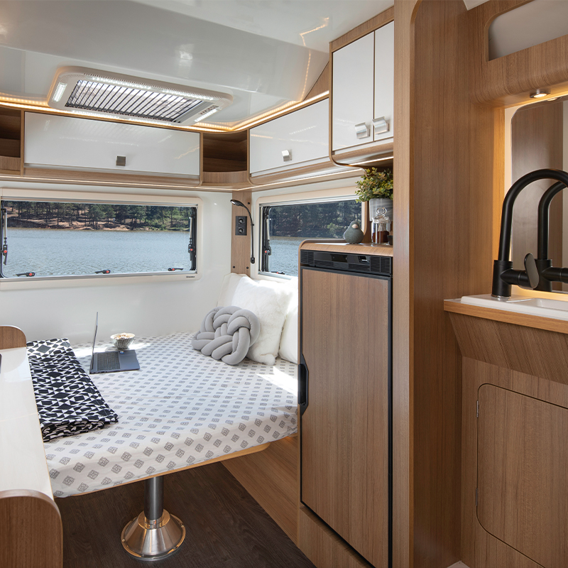 Freedom MotoKaravan Masa - Karavan Hotomobil