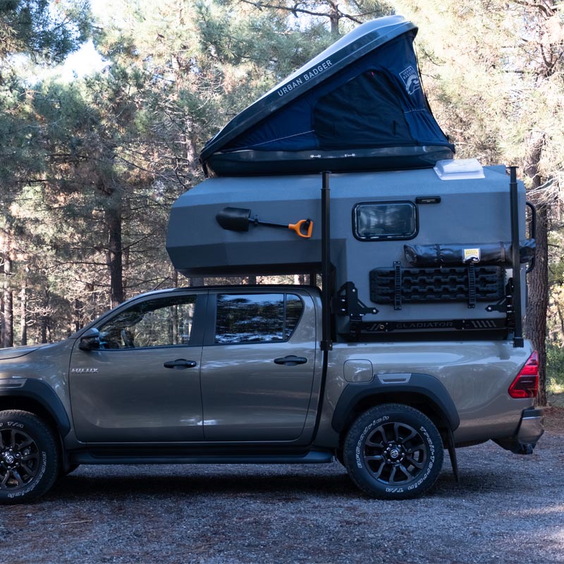 Gladiator Karavan